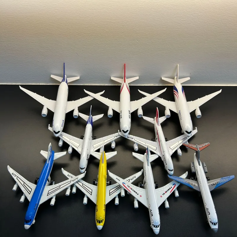 Miniatur-Flugzeugmodell Kinder – Model Airplane Plastic Bewertung und Preis