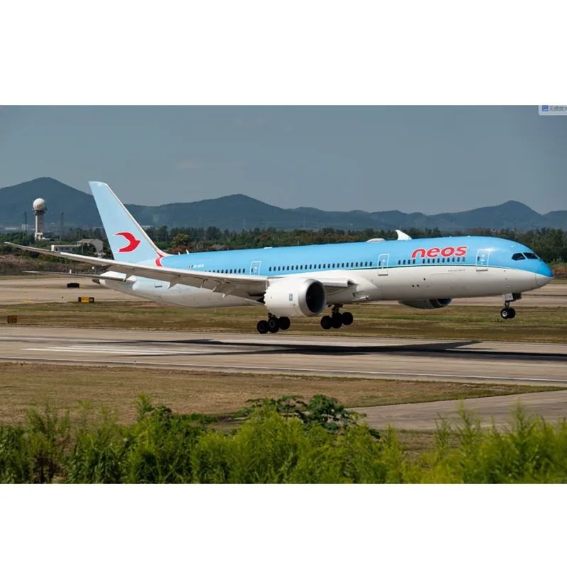 Maßstab 1:200 B737 MAX8 Neos A – Model Airplane Plastic Bewertung und Preis
